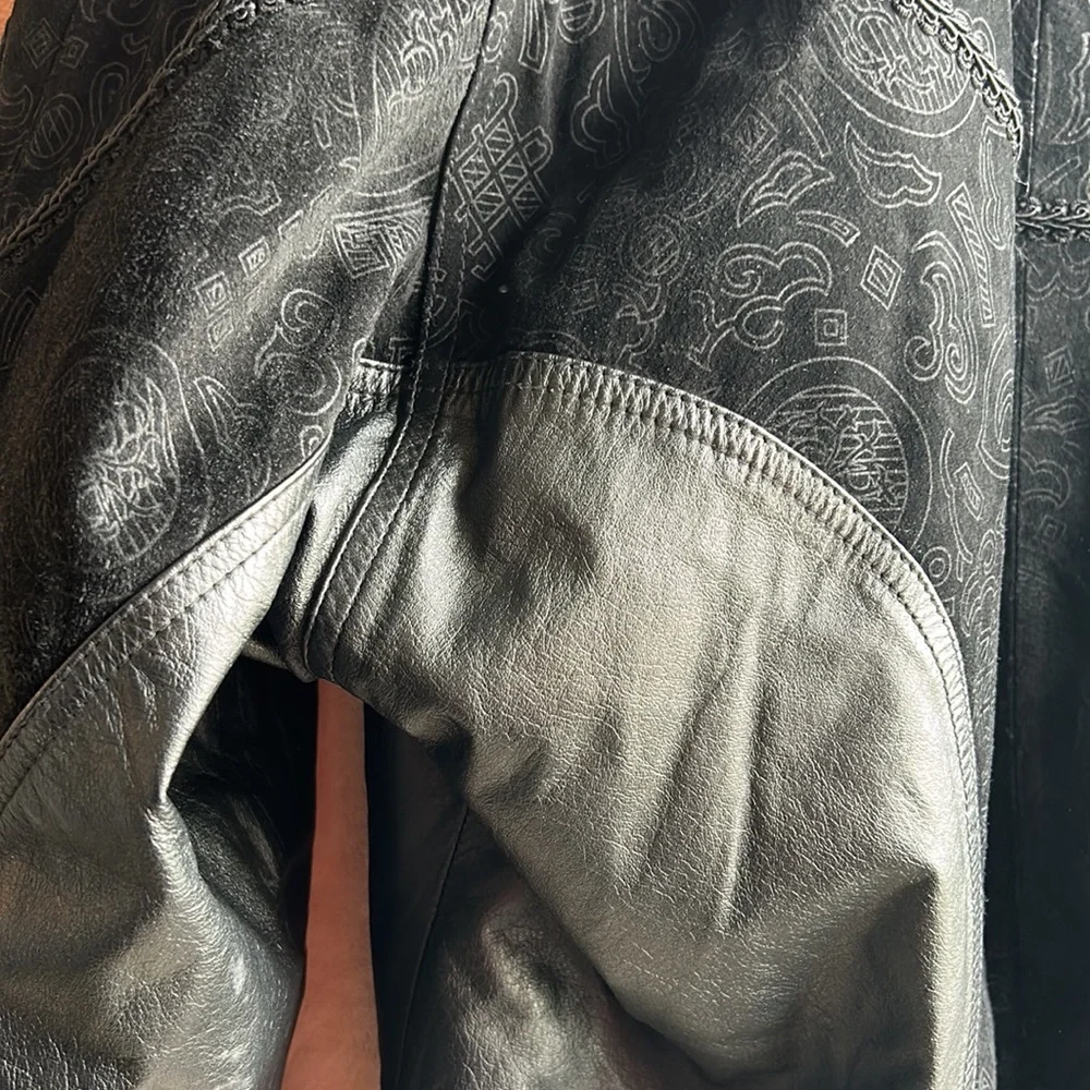90s Leather Coat, with shoulder pads (Women L) - Picture 5 of 5